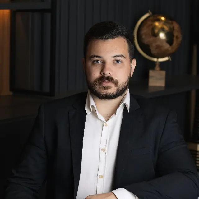 Mário Zago, Head Closer